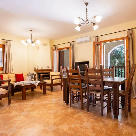Retreat Homes Apokoronas וילה